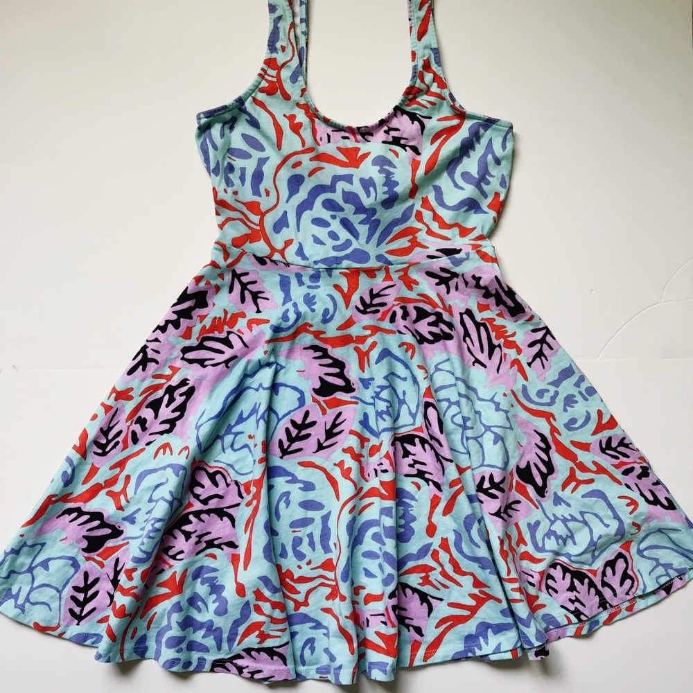 Nasty Gal Pastel Abstract Rose and Leaf Print XS